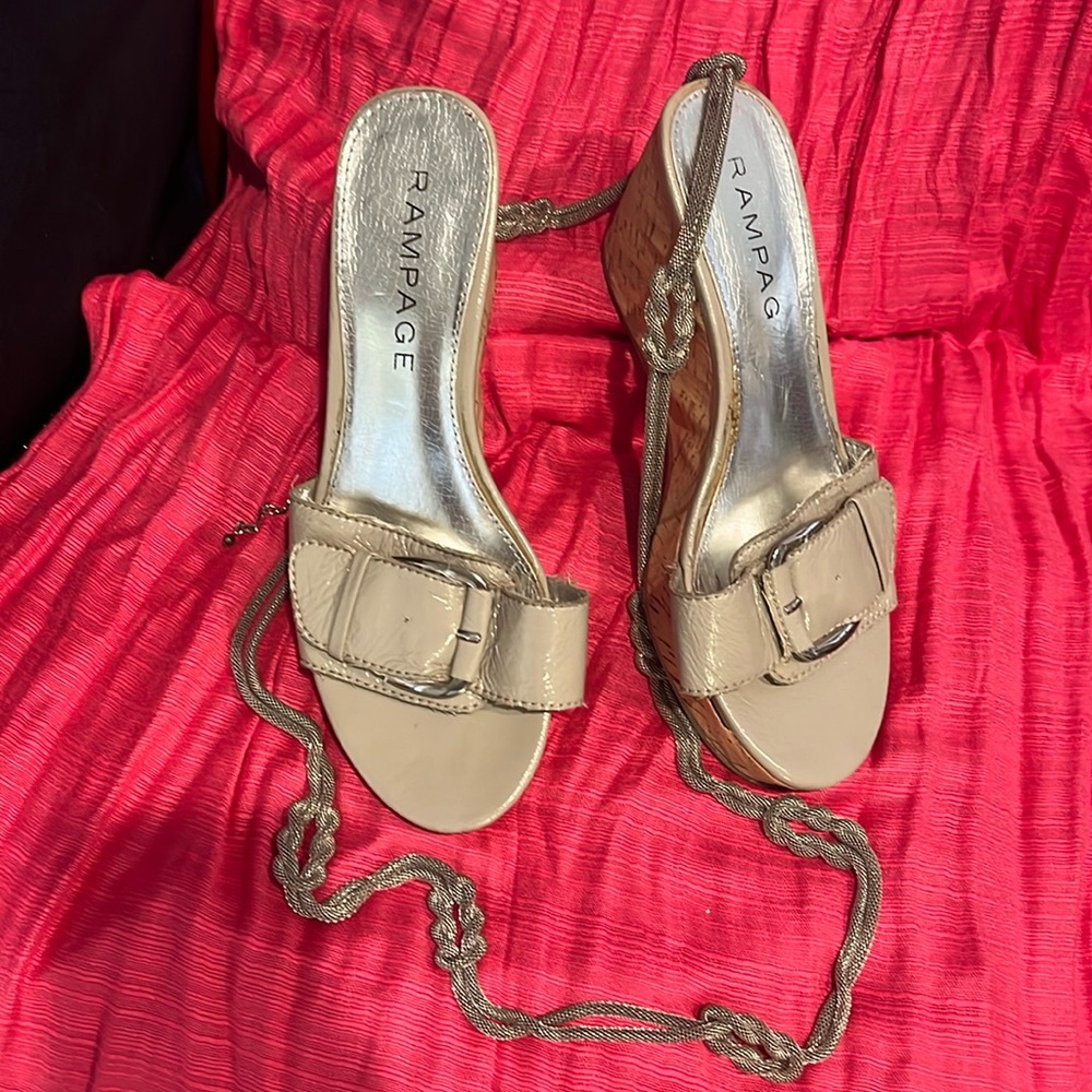 Stylish Grey Patent Leather With Big Buckle